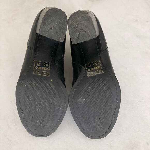 Aldo black leather ankle boot, gold zippers, chunky heel ankle boots / booties - Picture 7 of 8